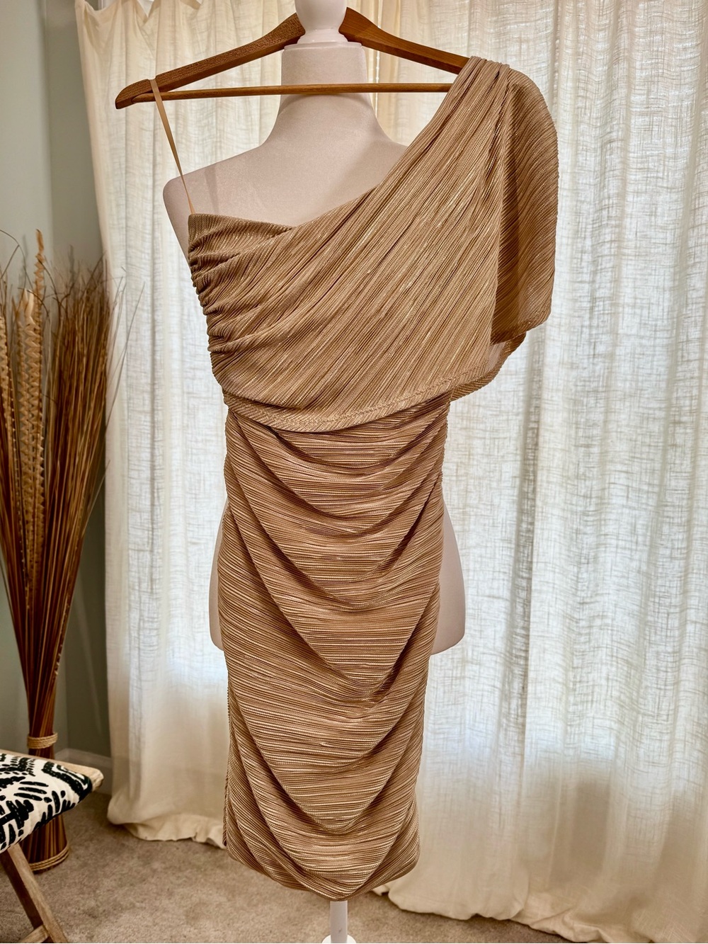 Odyssey Goddess Gold Ribbed Lamé Mini Dress Size S - Picture 3 of 6